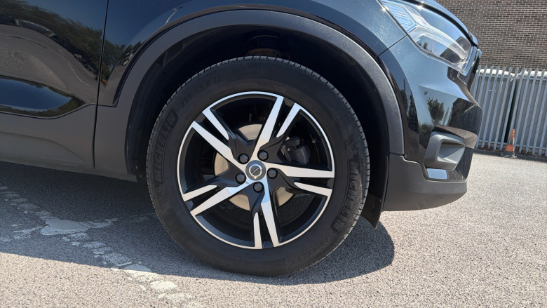 Volvo Xc40 1.5 T3 [163] R DESIGN 5dr Geartronic Petrol Estate